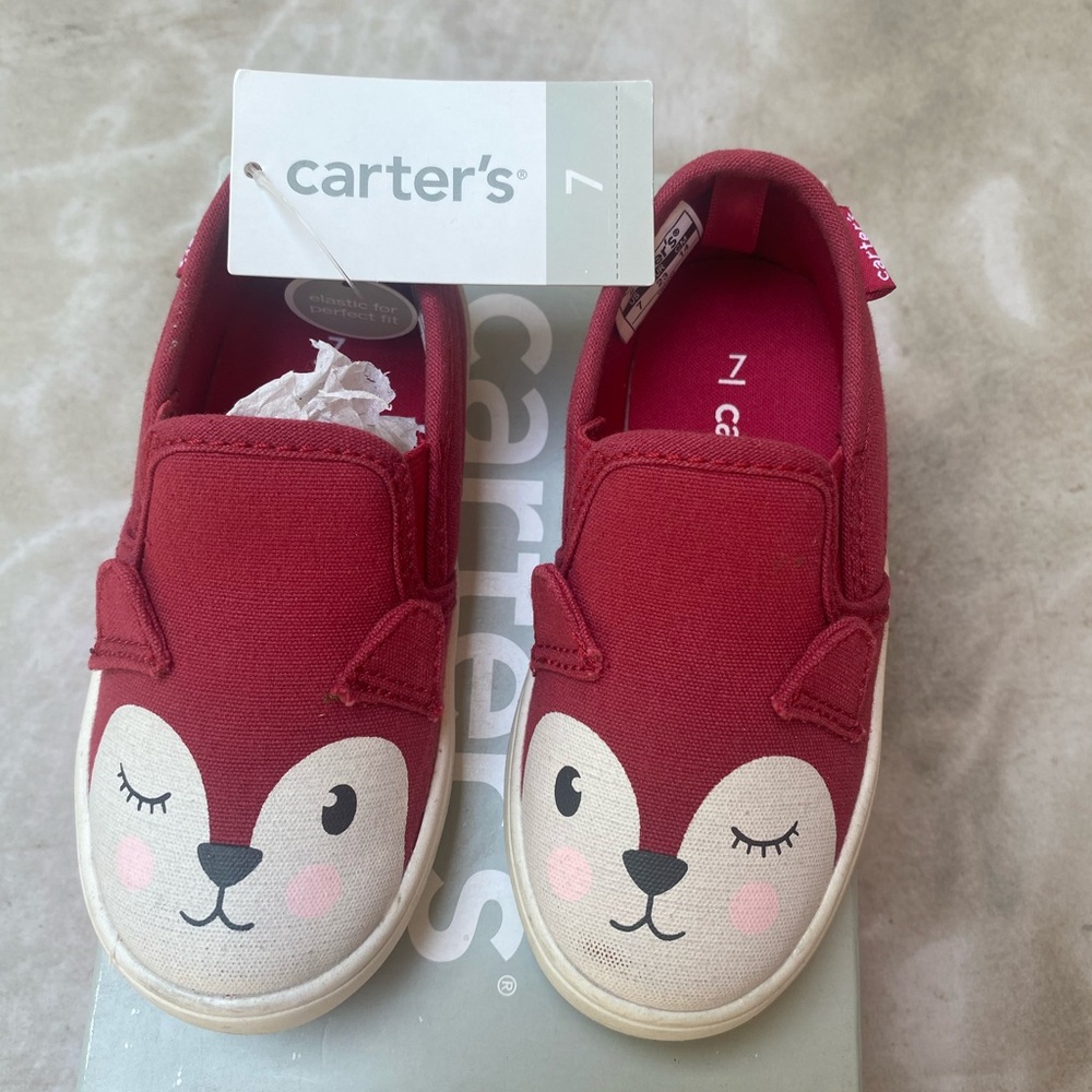 Carter's Size 7 Baby Girl Slip-on shoes in red
